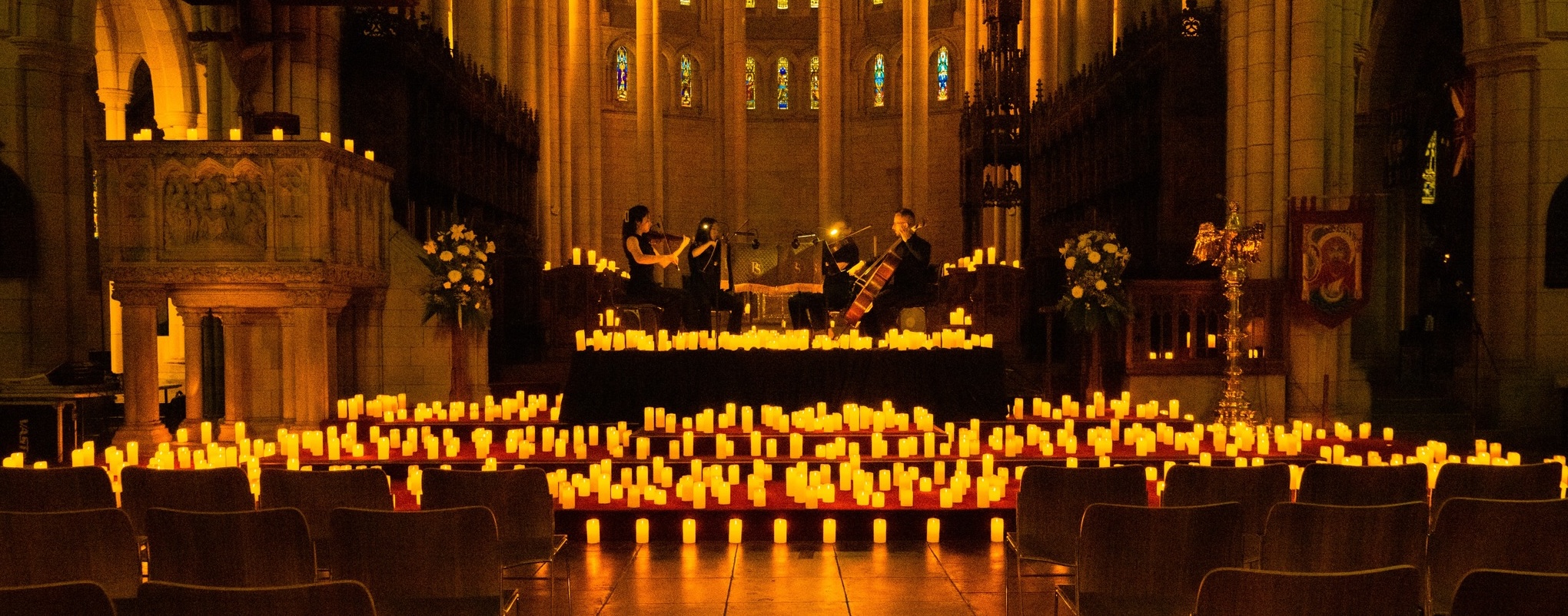 Candlelight Christmas Pop Classics and New Favorites
